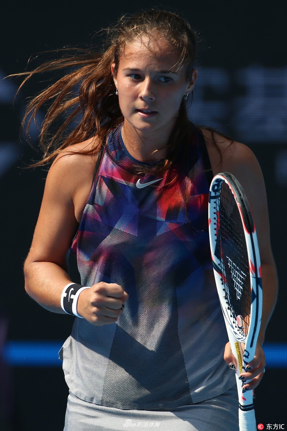 开创历史新 开创历史新