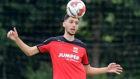 前期不失误 前期不失误